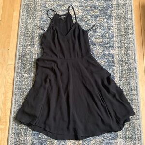 Elegant dress for any young woman!